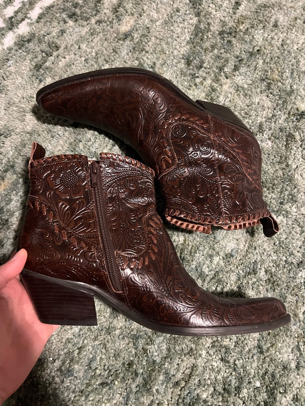 Gianni Bini Women’s Dark Brown Embossed Leather Ankle Boots Size 8